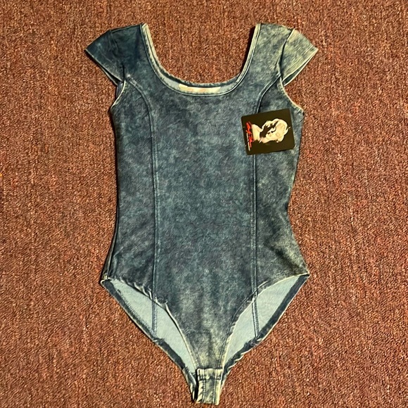 Marilyn Monroe body suit - Picture 1 of 6